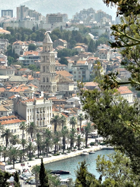 Historic Cityscape with a Mediterranean Vibe