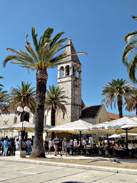 Croatian Church Square with Street-Side Cafe
