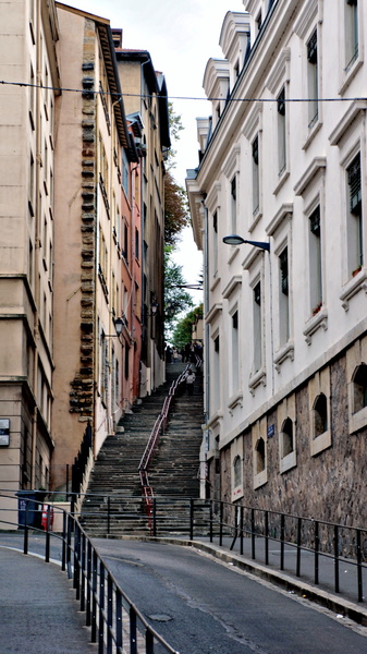 Lyon's Staircase: A Blend of History and Modernity