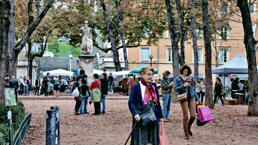 Lively Market Scene