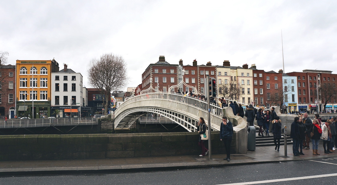 Dublin's River Liff Promenade at Night: A Panoramic View from Across the Street