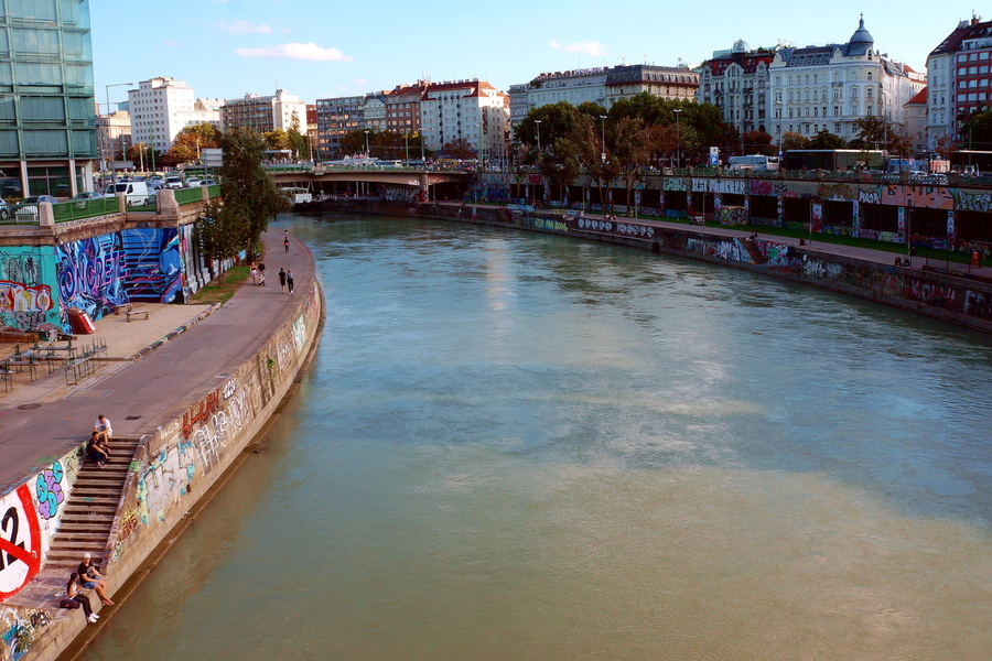 Vienna's Waterfront: A Cityscape of Urban Tranquility