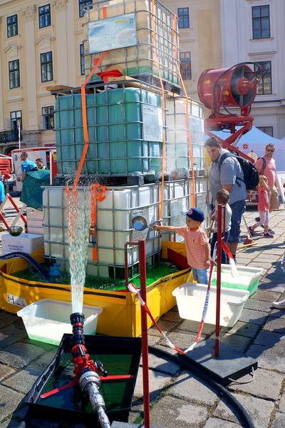 Community Recycling Initiative in Vienna, Austria