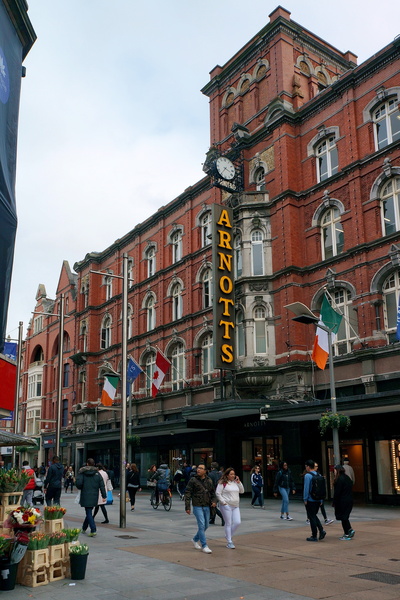 A Lively Scene Outside a Dublin Pub