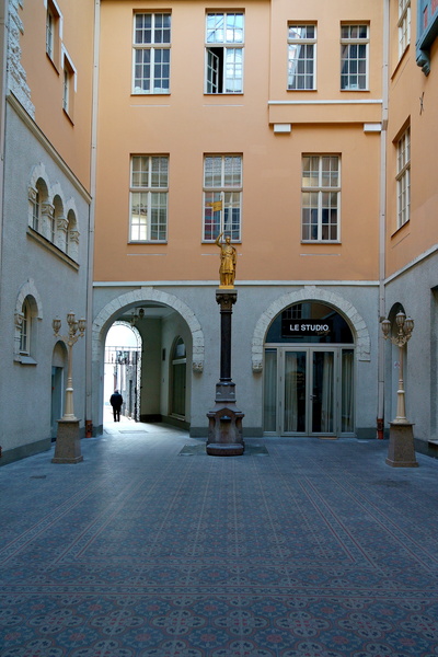 Historic European Alleyway with Architectural Detail
