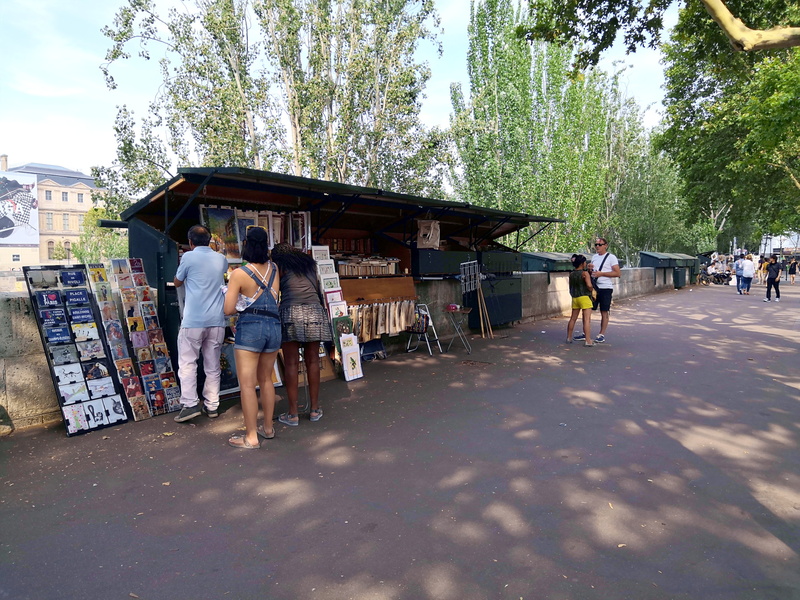 French Street Market by the River