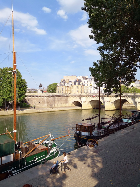 River Cruises in Paris