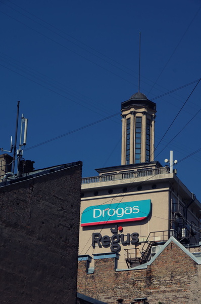 A European Pharmacy Storefront