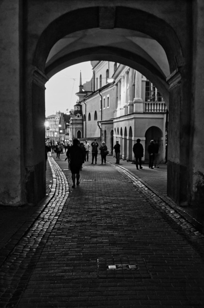 Narrow City Alley in Vilnius, Lithuania - Evening Stroll