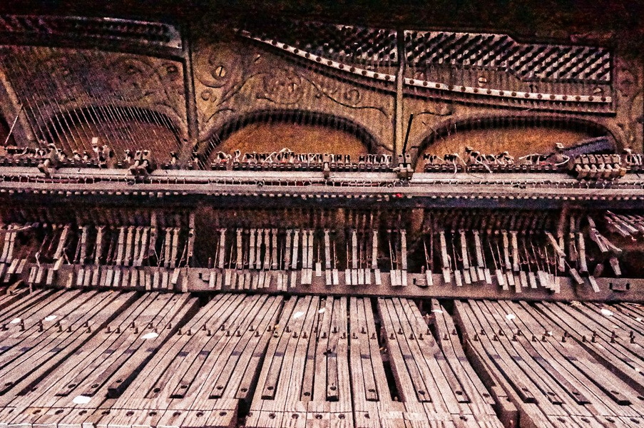 A Grand Pipe Organ in Vilnius, Lithuania