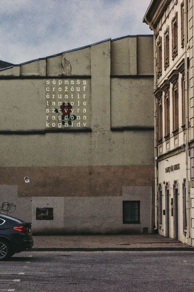 Urban Vinyl Art: A Cultural Expression in Vilnius
