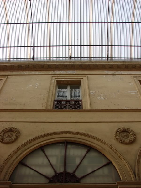 Austere Architectural Beauty: A French Train Station