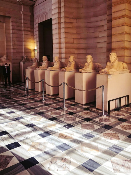 The Hall of Famous Statues in a World-Renowned Museum
