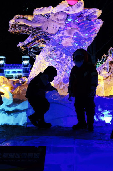 Frozen Adventures: The Enchanting World of Ice Sculptures in Harbin, China