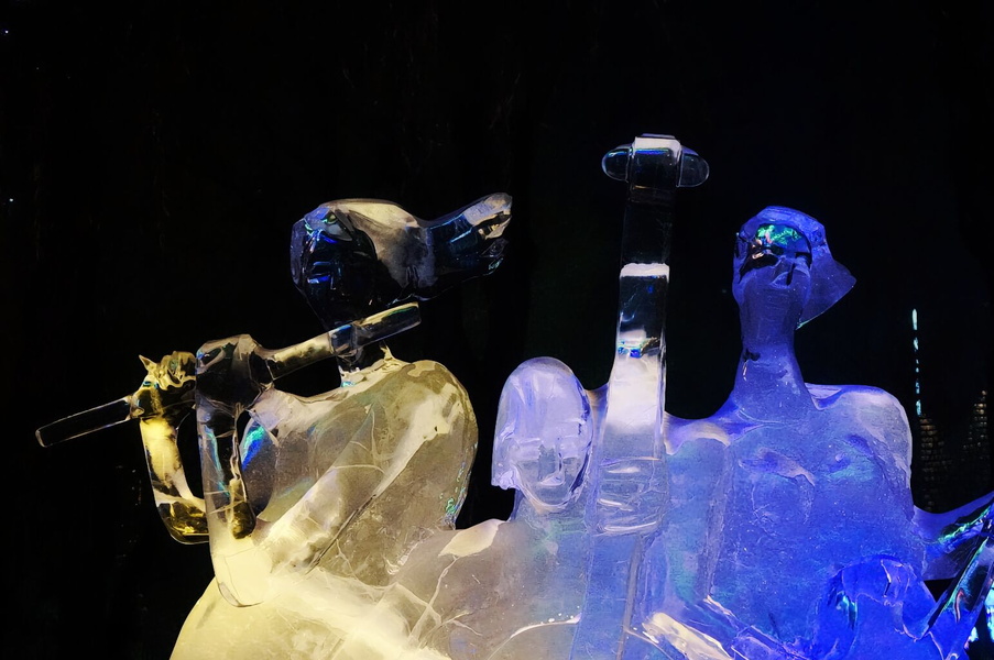 Frozen Faces of Sculpted Ice Artists