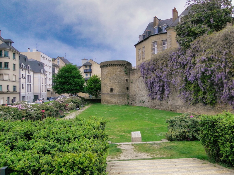 Historic Charm: A French Castle's Courtyard