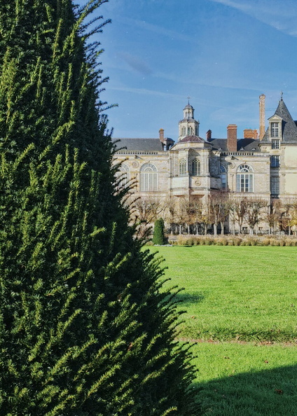 Victorian Estate in France: A Timeless Beauty