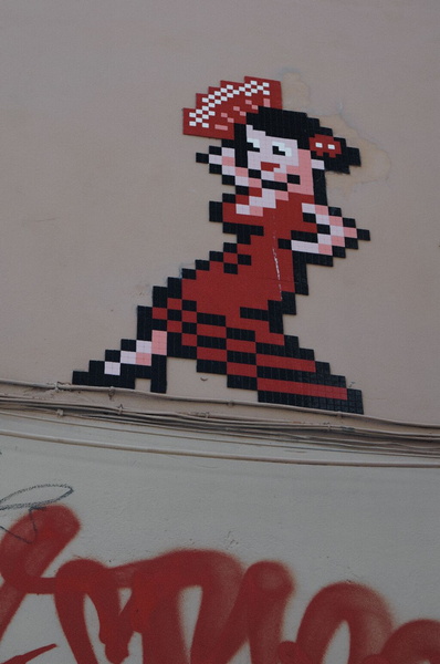 Nostalgic Pixel Art: A Malaga Alley