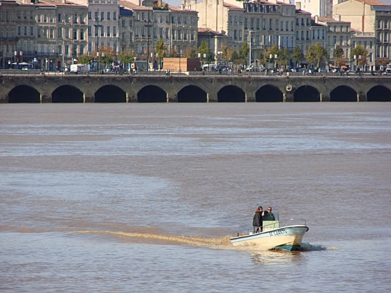 A Serene Moment on the Waterway of Bordeaux