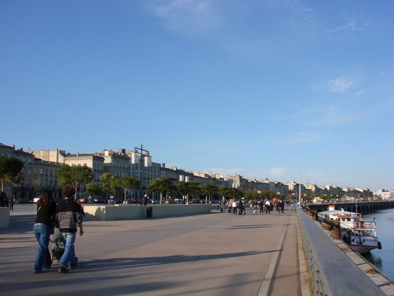 A Sunny Afternoon at Bordeaux's Port